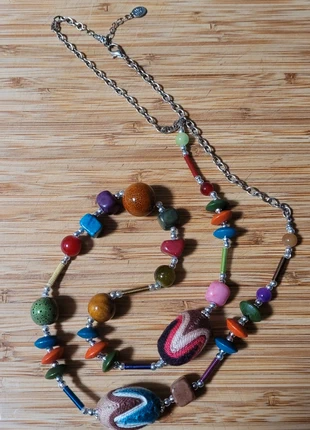 Collier coloré environ 50 cm, état: Très bon état, 2,00 €, 2,80 € Protection acheteurs incluse