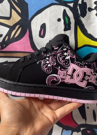 Dc pixie 💕, marque: DC Shoes, état: Très bon état, taille: 38, 119,99 €, 126,69 € Protection acheteurs incluse
