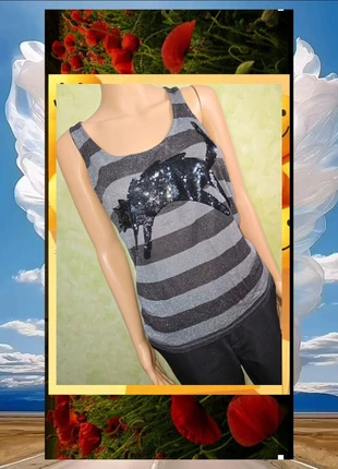 Coqueta blusa gatito con purpurina plateada🌹, marca: Stradivarius, estado: Muito bom, tamanho: S / 36 / 8, €3.00, €3.85 inclui Proteção do Comprador