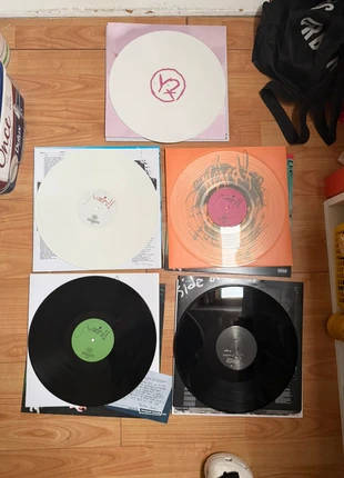 Yungblud Vinyl Collection, condition: New without tags, £50.00, £53.20 includes Buyer Protection