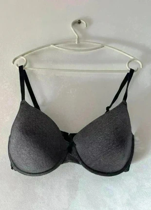 Soutien Gorge - Mark & Spencer - 95D, marca: Marks & Spencer, estado: Muy bueno, tamaño: 95D, 10,00 €, 11,20 € Protección al comprador incluida