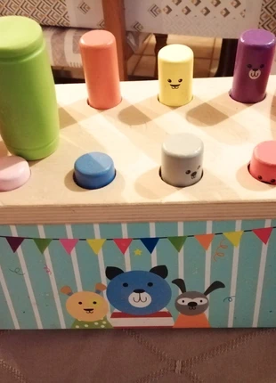 Banc en bois à marteler, zustand: Sehr gut, größe: 12-18 Monate / 80, 5,00 €, 5,95 € inklusive Vinted-Käuferschutz