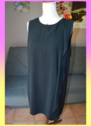 Robe casual noire H&m taille 44, élégance et confort, marque: H&M, état: Très bon état, taille: XXL / 44 / 16, 15,00 €, 16,45 € Protection acheteurs (Pro) incluse