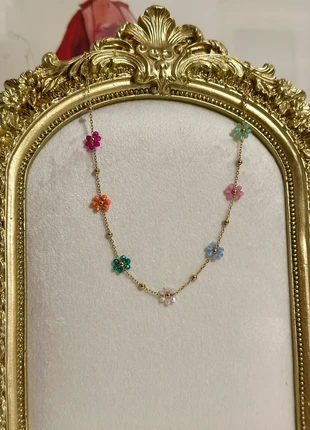 Collier chaîne dorée acier inoxydable motifs fleurs colorées inspiration vintage aesthetic tendance, marque: Tendance, état: Neuf avec étiquette, 8,00 €, 9,10 € Protection acheteurs incluse