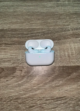 Air pods pro 2, marque: Apple, état: Neuf sans étiquette, 55,00 €, 58,45 € Protection acheteurs incluse
