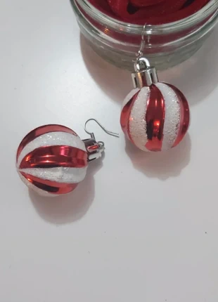 Claire's Classic Christmas Bauble earrings - Festive accessories, brand: Claire's, condition: Very good, £2.50, £3.33 includes Buyer Protection