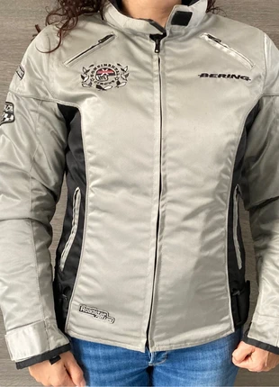 Veste de moto Bering, marke: Bering, zustand: Sehr gut, größe: XS / 34 / 6, 56,00 €, 59,50 € inklusive Vinted-Käuferschutz