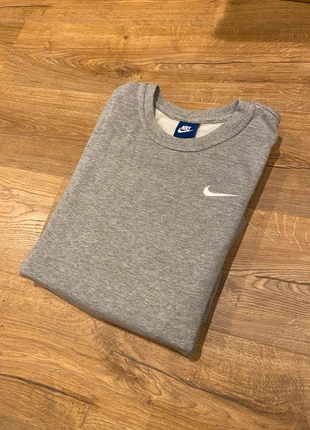 Pull Nike | Taille M | Neuf | Oversize, brand: Nike, condition: New without tags, size: M, €30.00, €32.20 includes Buyer Protection
