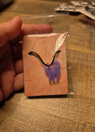 Ketting poes, merk: D&L epoxy, staat: Nieuw met prijskaartje, € 4,99, € 5,94 inclusief Kopersbescherming