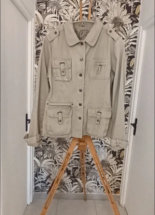 Veste Kaki Fille 16 Ans (CDF) - Multi-Poches & Boutons Pression - Mi-Saison, merk: CDF, staat: Heel goed, maat: 16 jaar / 176 cm, € 5,00, € 5,95 inclusief Kopersbescherming