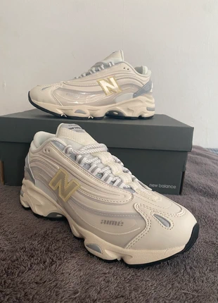 New balance 1000, brand: New Balance, condizioni: Nuovo con cartellino, taglia: 40, €75.00, €79.45 include la Protezione acquisti