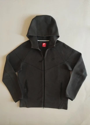 Zip nike tech gris foncé, brand: Nike, condition: Very good, size: M, €45.00, €47.95 includes Buyer Protection