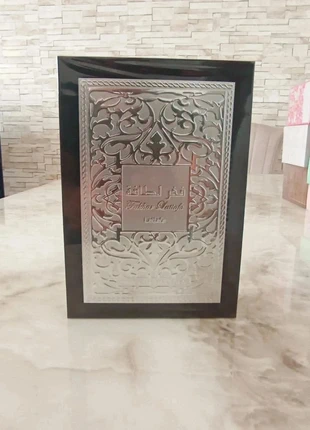 Fakhar Lattafa Black 100ml, brand: Lattafa, condizioni: Nuovo con cartellino, €21.99, €23.79 include la Protezione acquisti Pro