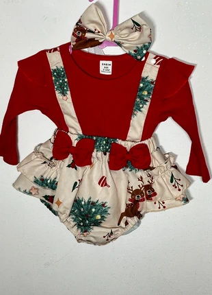Body-salopette natalizia con fiocco | 3–6 mesi | natale, brand: Shein, condizioni: Ottime, taglia: 3-6 mesi / 62 cm, €7.00, €8.05 include la Protezione acquisti
