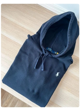 Pull à capuche bleu marine Ralph Lauren taille M logo blanc, marque: Ralph Lauren, état: Très bon état, taille: M, 49,00 €, 52,15 € Protection acheteurs incluse