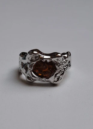 Bague argenté avec pierre incrusté style y2k/chrome/vintage (ajustable), marke: CHROME, zustand: Sehr gut, größe: Größenverstellbar, 7,50 €, 8,58 € inklusive Vinted-Käuferschutz