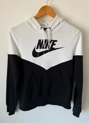 Nike pull à capuche noir et blanc femme taille S (100% coton), marca: Nike, estado: Muy bueno, tamaño: S / 36 / 8, 29,00 €, 31,15 € Protección al comprador Pro incluida
