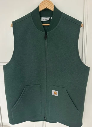 Carhartt Body Warmer dark green L, merk: Carhartt, staat: Heel goed, maat: L, € 39,00, € 41,65 inclusief Kopersbescherming
