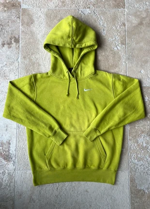 Sweat Nike brodé vert anis femme taille XS, marque: Nike, état: Très bon état, taille: XS / 34 / 6, 15,00 €, 16,45 € Protection acheteurs incluse