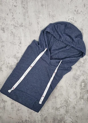 Haut de nuit à capuche bleu Tommy Hilfiger – Taille L Femme (mesures en photos), brand: Tommy Hilfiger, condizioni: Ottime, €16.00, €17.50 include la Protezione acquisti Pro