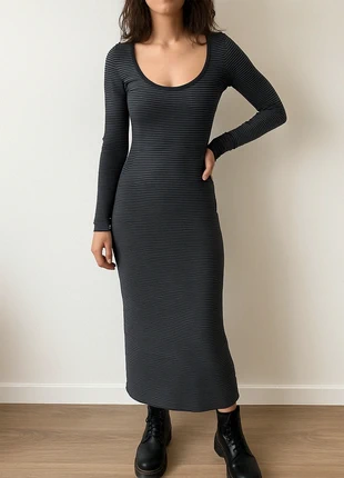 Belle robe longue Zara – NEUVE taille 36/S automne hiver, marke: Zara, zustand: Neu, größe: S / 36 / 8, 25,00 €, 26,95 € inklusive Vinted-Käuferschutz