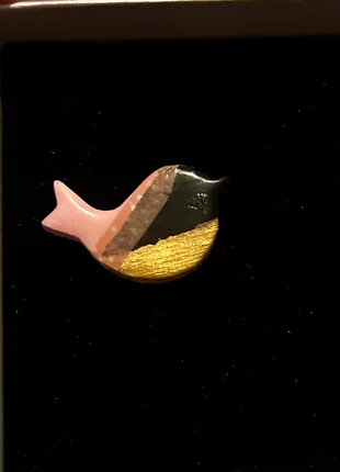 Petite broche / Pin’s de créatrice, brand: Petit Créateur, condizioni: Ottime, €1.50, €2.28 include la Protezione acquisti