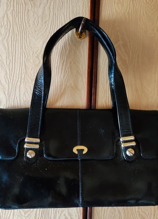 Borsetta A Mano Nera Lucida Vintage Modello Anni '60, marque: Vintage Dressing, état: Très bon état, 12,00 €, 13,30 € Protection acheteurs incluse