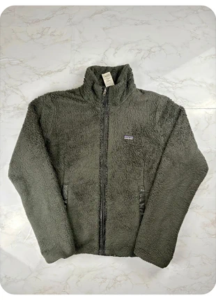 Veste polaire Patagonia verte femme taille M, marque: Patagonia, état: Très bon état, taille: M / 38 / 10, 60,00 €, 63,70 € Protection acheteurs (Pro) incluse