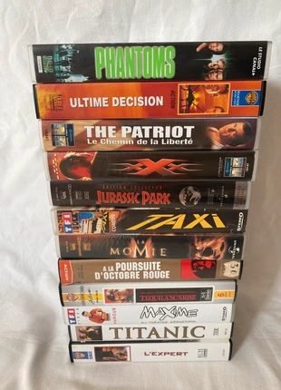 •Lot 12 cassettes, état: Bon état, 9,00 €, 10,15 € Protection acheteurs incluse