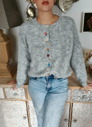 Arquely · Cardigan élégant et douillet gris, marke: sans marque, zustand: Sehr gut, größe: Einheitsgröße, 35,00 €, 37,45 € beinhaltet Vinted-Käuferschutz Pro