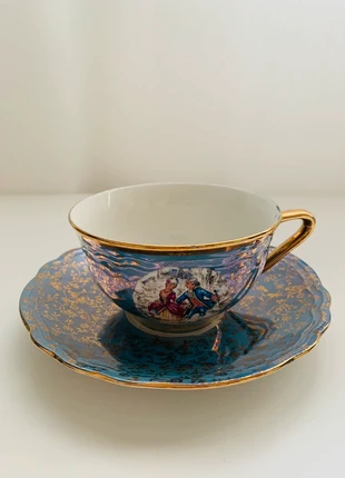 Tasse et soucoupe en porcelaine d’Italie – Décor romantique et dorures, marque: Made In Italy, état: Bon état, 5,00 €, 5,95 € Protection acheteurs incluse