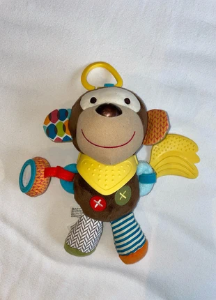 Skip Hop peluche activité Singe, marque: SKIP HOP, état: Très bon état, taille: 3-6 mois / 62 cm, 2,00 €, 2,80 € Protection acheteurs incluse