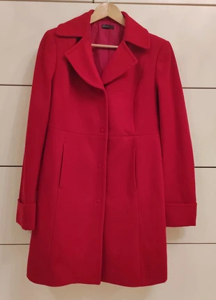 Roter Mantel Benetton Gr 44, brand: Benetton, condizioni: Ottime, taglia: L / IT 44 / EU 40, €10.00, €11.20 include la Protezione acquisti