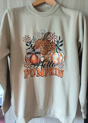 Sweat sans capuche halloween beige, condition: Very good, size: S / 36 / 8, €32.00, €34.30 includes Buyer Protection Pro