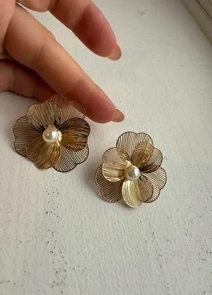 Zara Large Gold Flower Statement Earrings with Pearl Center, brand: Zara, condition: New without tags, £10.00, £11.20 includes Buyer Protection