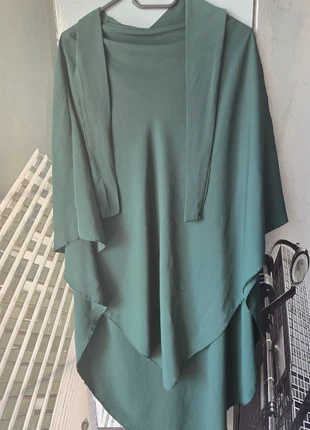 Khimar vert sapin très bon état, estado: Muito bom, €4.00, €4.90 inclui Proteção do Comprador