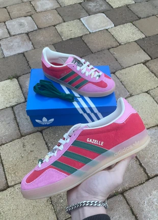 Adidas Originals Gazelle Better Scarlet Bliss Pink Dark Green, marque: adidas, état: Neuf avec étiquette, taille: 38.5, 119,95 €, 126,65 € Protection acheteurs incluse