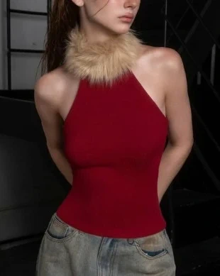 Top rouge col fourrure beige – style Y2K glam / Pinterest look, marque: glowx, état: Très bon état, taille: S / 36 / 8, 24,90 €, 26,85 € Protection acheteurs incluse
