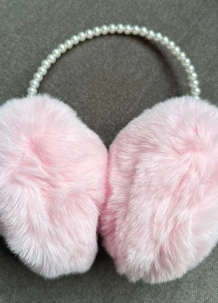 Ear muffs, condition: New with tags, size: One size, £5.99, £6.99 includes Buyer Protection
