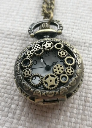 Petite montre à gousset vintage en acier inoxydable, très bon état, brand: Quartz, condizioni: Ottime, taglia: Taglia unica, €7.90, €9.00 include la Protezione acquisti