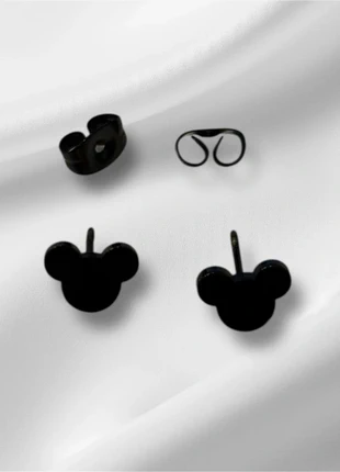 Boucles d'Oreilles Puces Mickey Mouse Noires, marque: PAS, état: Très bon état, 4,00 €, 4,90 € Protection acheteurs incluse