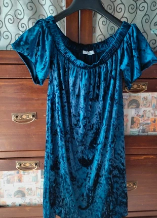 Abito in velluto, brand: OVS, condizioni: Ottime, taglia: S / IT 40 / EU 36, €5.00, €5.95 include la Protezione acquisti