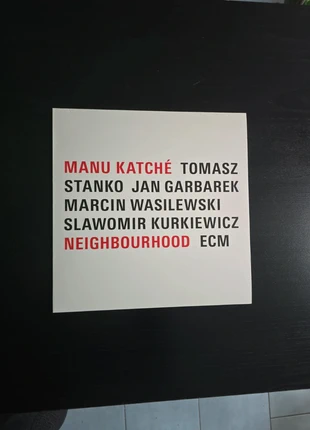 Manu katchè - neighbourhood, estado: Muito bom, €41.00, €43.75 inclui Proteção do Comprador Pro