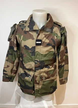 Magnifique veste de combat Karo M neuve, brand: Karo, condizioni: Nuovo senza cartellino, taglia: M, €7.95, €9.05 include la Protezione acquisti