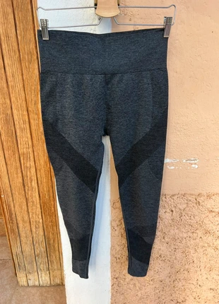 Leggins sin costuras, brand: H&M, condizioni: Ottime, taglia: M / IT 42 / EU 38, €8.00, €9.10 include la Protezione acquisti