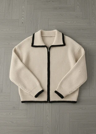 Gilet zippé crème à bordures noires, marque: Atelier Nord, état: Très bon état, taille: M / 38 / 10, 56,90 €, 60,45 € Protection acheteurs incluse