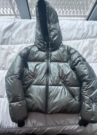 Doudoune femme Stradivarius – Taille XS – Excellent état, marke: Stradivarius, zustand: Neu, größe: XS / 34 / 6, 20,00 €, 21,70 € inklusive Vinted-Käuferschutz