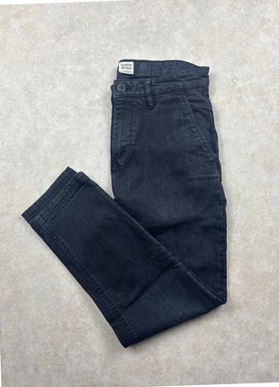 Jean Pull and bear - taille 40 - Noir, marca: Pull & Bear, estado: Muy bueno, tamaño: W30 | ES 40, 4,50 €, 5,43 € Protección al comprador incluida