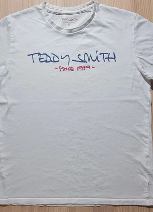 T-shirt blanc Teddy Smith taille M, marque: Teddy Smith, état: Bon état, taille: M, 2,07 €, 2,87 € Protection acheteurs incluse