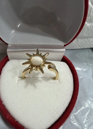 Rotating Sun Opal Ring, brand: Steele, condition: New with tags, size: Adjustable, £5.99, £6.99 includes Buyer Protection